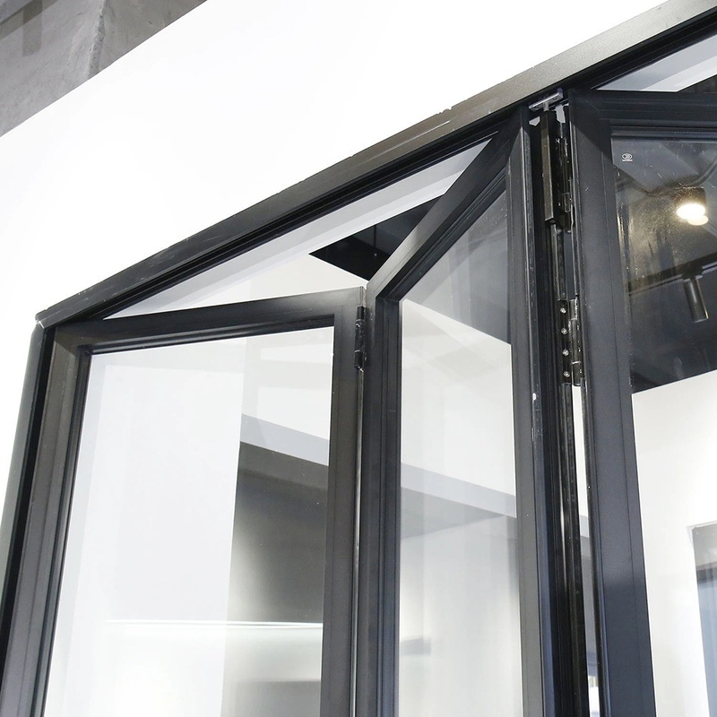 Portas duplas de liga de alumínio estilo moderno e personalizado com atualização de vidro triplex