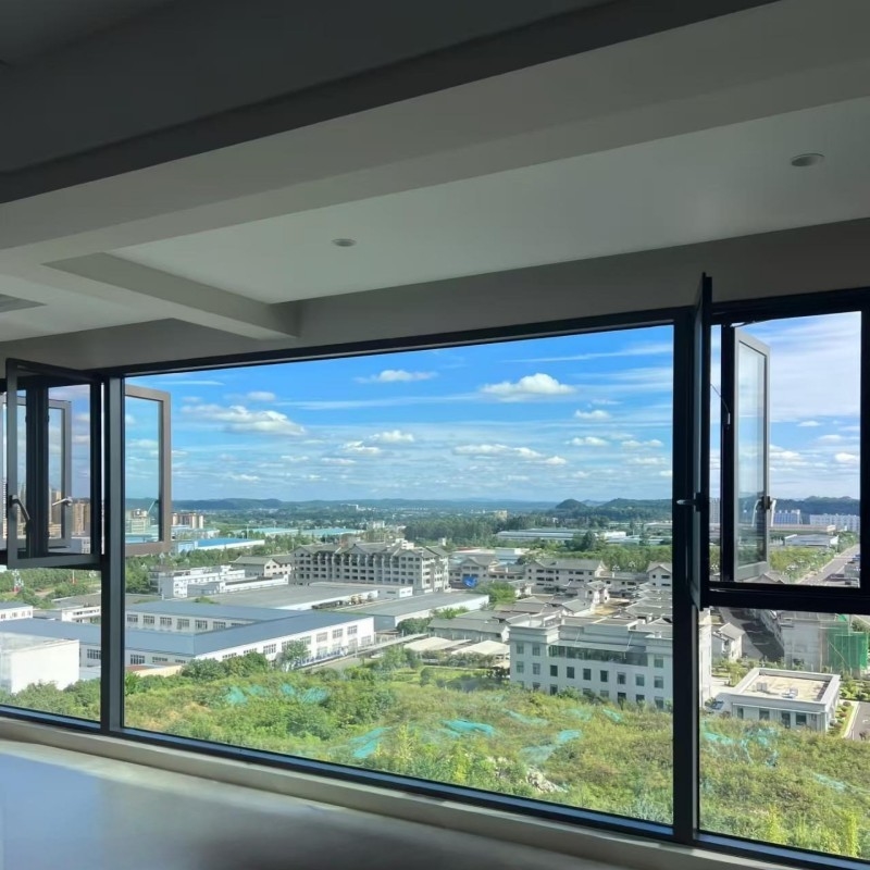Janela de revestimento de alumínio de design mais recente com estanqueidade superior para espaços residenciais