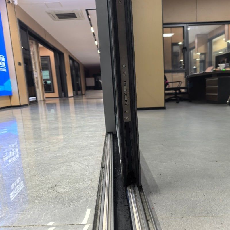 Porta do pátio de alumínio com sistema de bloqueio seguro